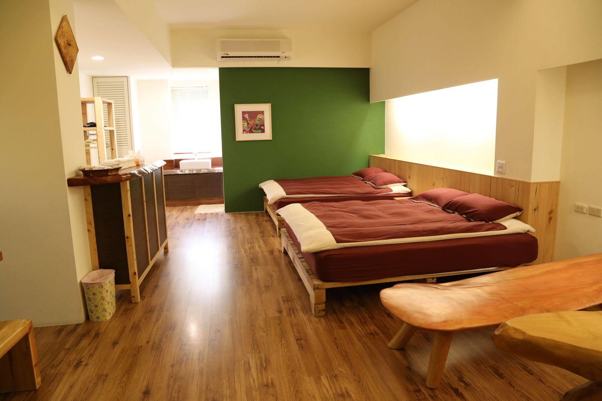 Romeo B&B Taitung Екстериор снимка